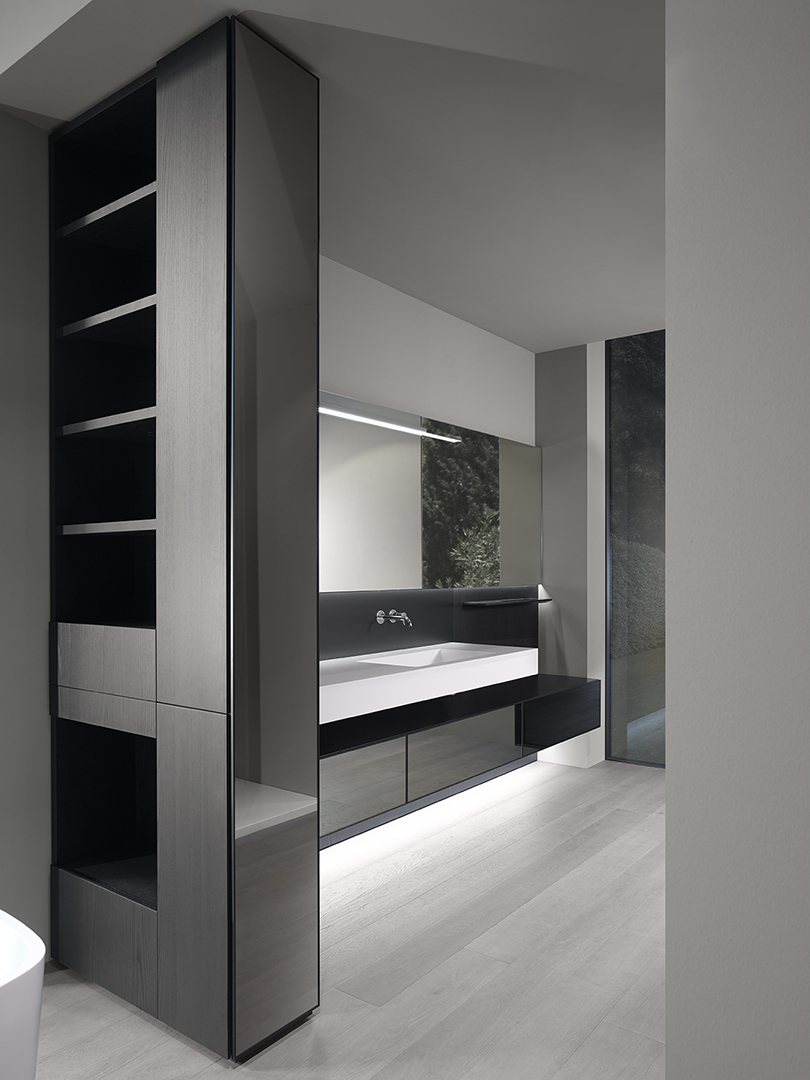 freestanding wall