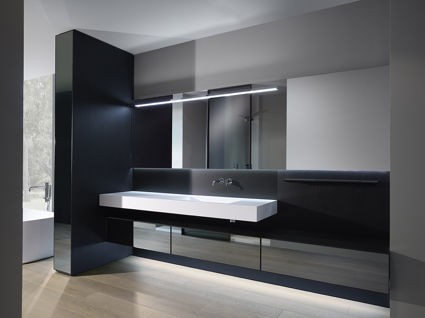 freestanding wall
