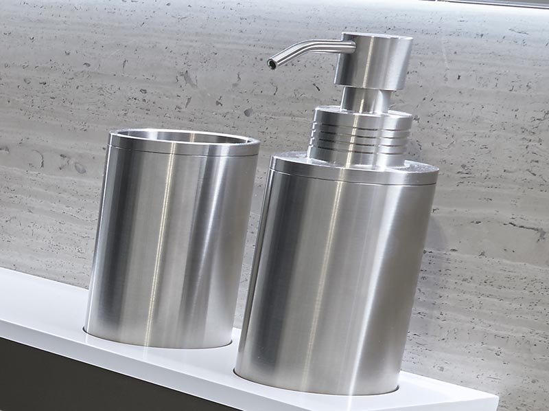Acciaio inox