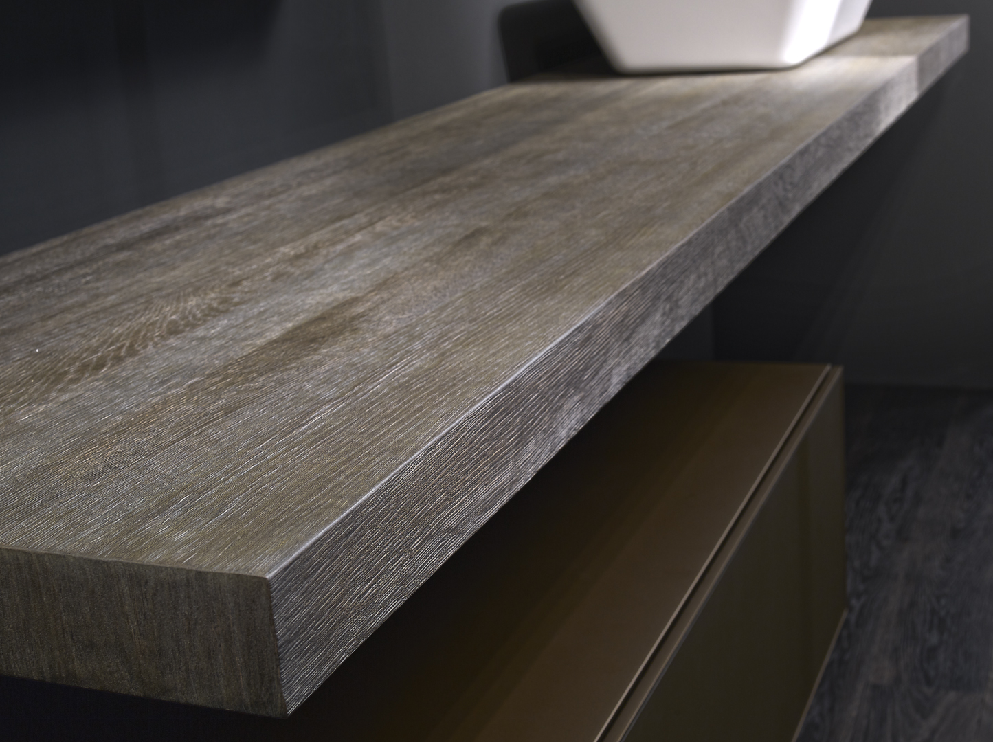 TOP AND SHELVES